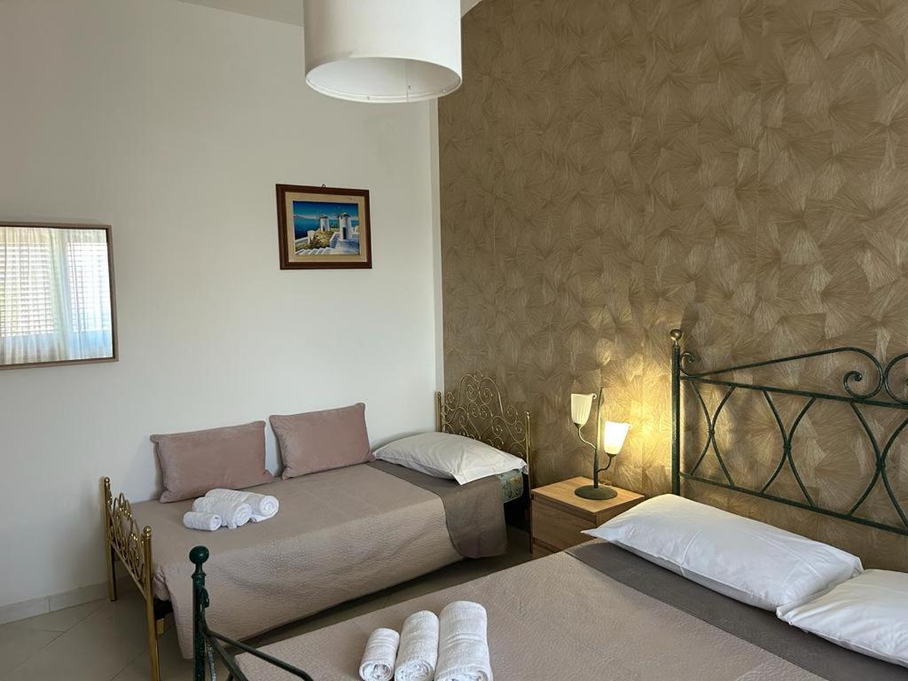 Nina Apartament Giardini Naxos Con Posto Auto Eksteriør bilde