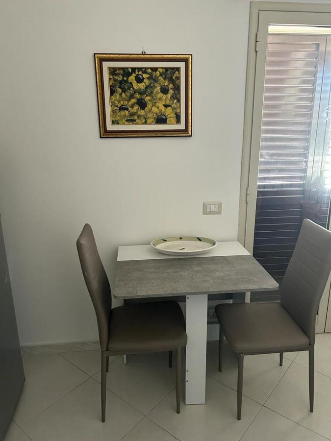 Nina Apartament Giardini Naxos Con Posto Auto Eksteriør bilde