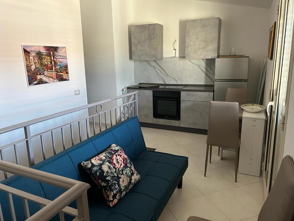 Nina Apartament Giardini Naxos Con Posto Auto Eksteriør bilde